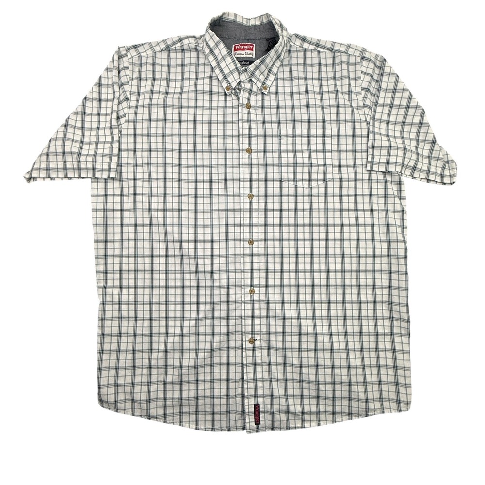 Wrangler Button Down Men XLT White Plaid Casual Short Sleeve Wrinkle Resist
